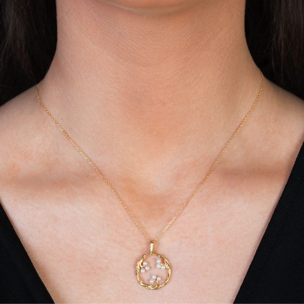 Yellow Gold Willow cultured freshwater Pearl Pendant