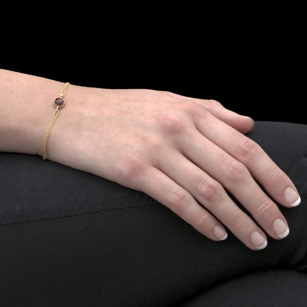 Yellow Gold Chequer-cut Garnet Coronation Bracelet