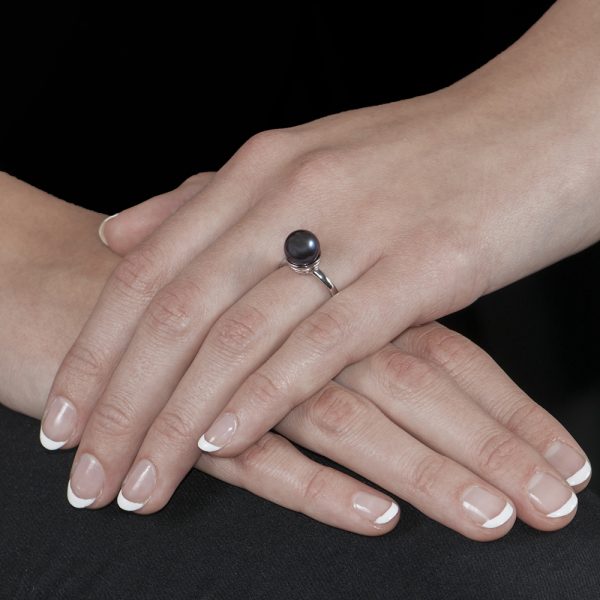 White Gold Grey Pearl Ball Ring