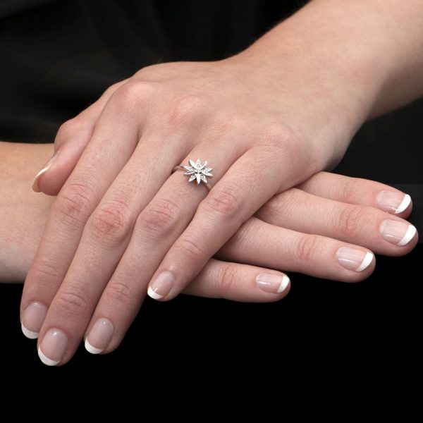White Gold Diamond Velvet Leaf Cluster Ring
